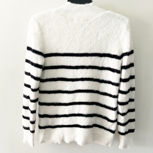 Bailey 44 Mock Neck Pullover In Neutral Stripes - Picture 3 of 6